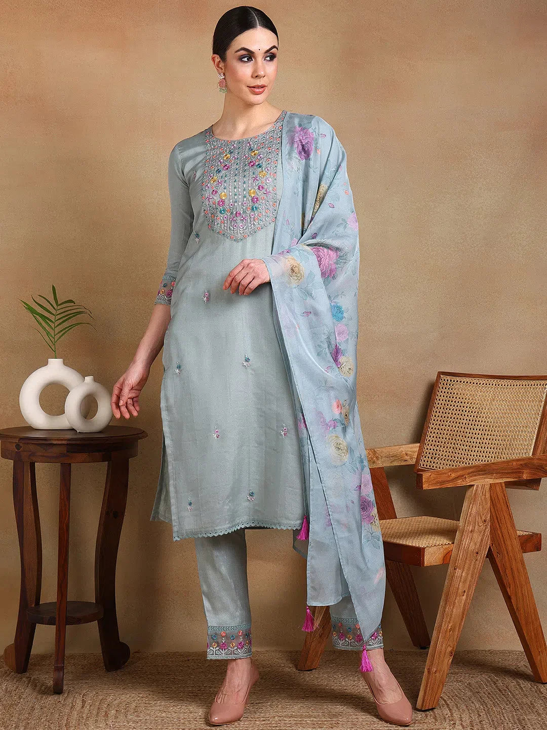 Grey Organza Embroidered Kurta Pant Set With Dupatta for Women