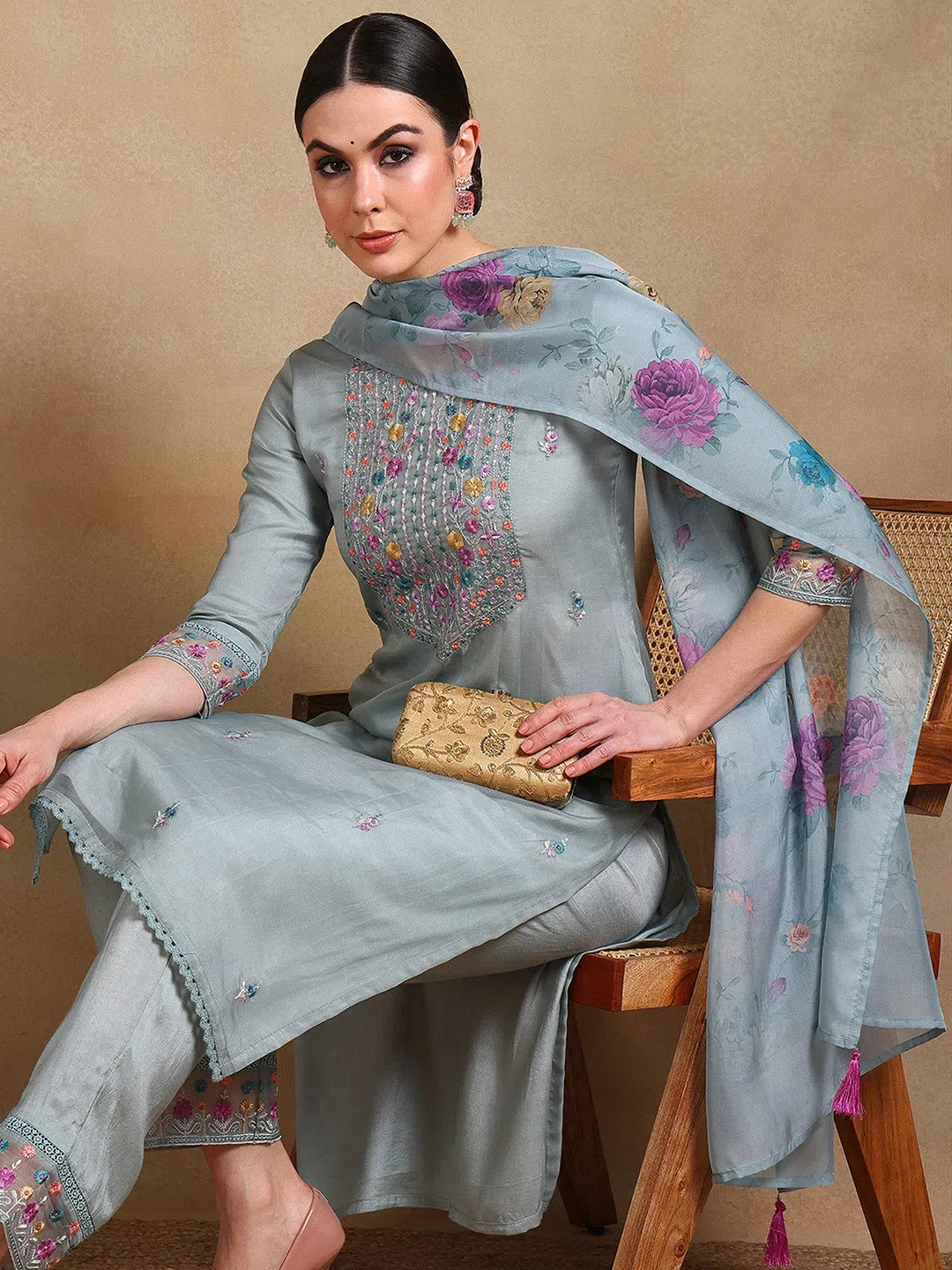 Grey Organza Embroidered Kurta Pant Set With Dupatta for Women