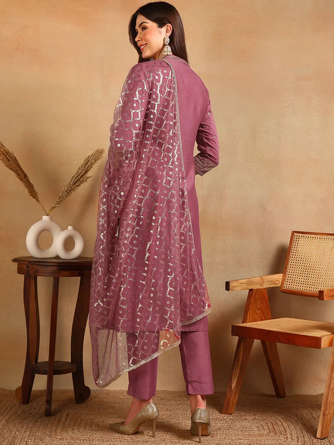 Pink Embroidered Kurta Set | Women's Designer Kurta Sets Online