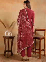 Women Red Silk Blend Embroidered Straight Kurta Pant Set With Dupatta-PKSKD2373