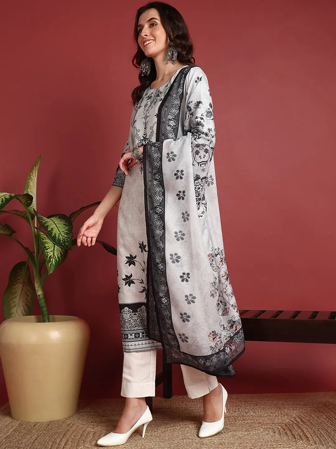 Polyester Floral White Indian Ethnic-PKSKD2384