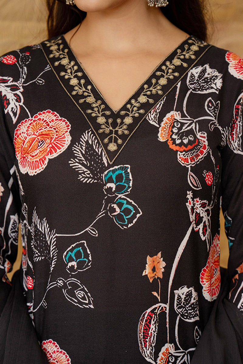 Black Rayon Blend Floral Printed Straight Suit Set PKSKD2466 | DesiQlo