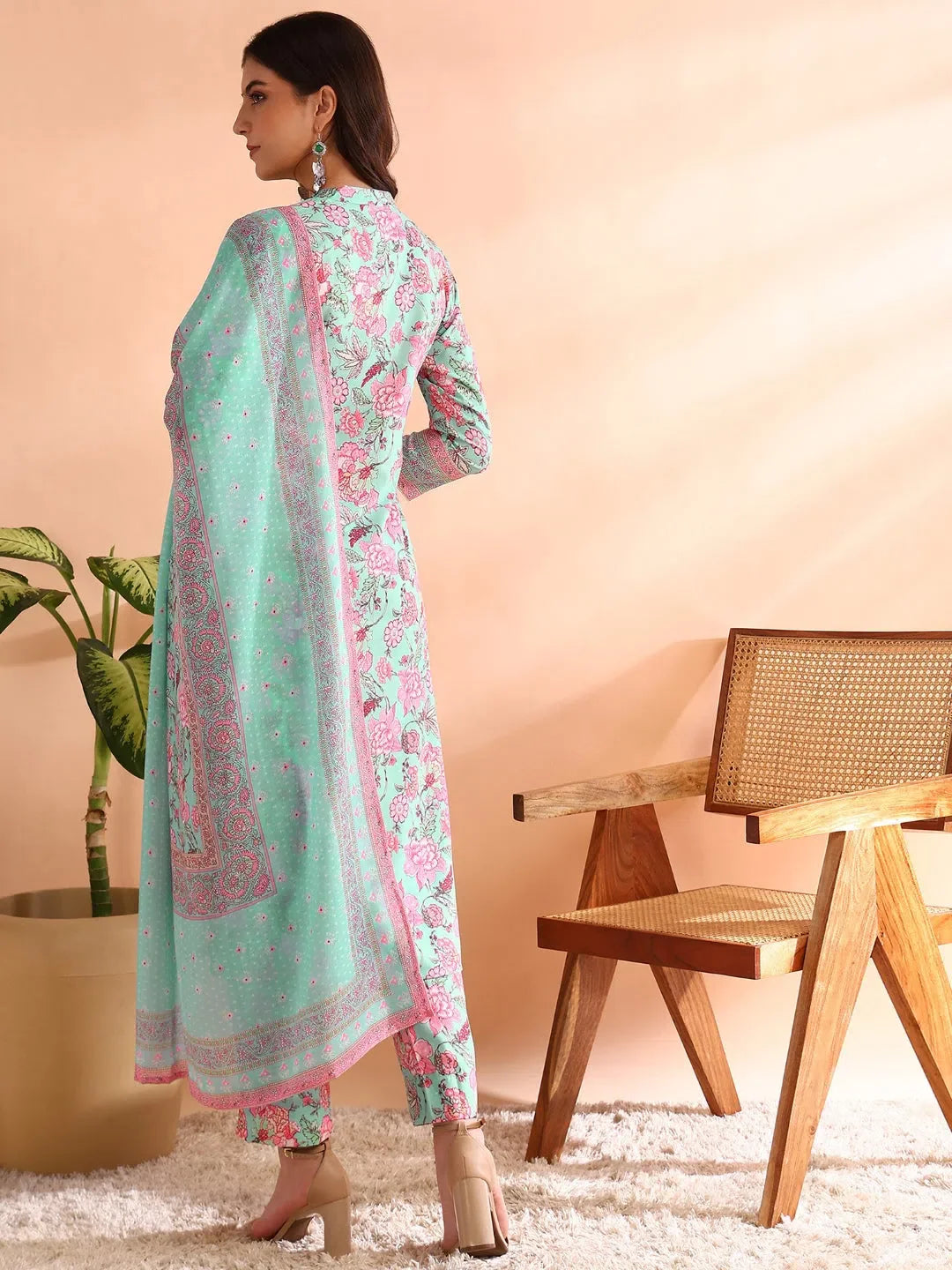 Turquoise Blue Floral Kurta Set | Women's Indian Kurta Sets