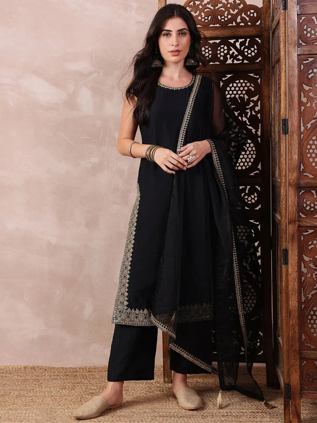 Shop Black Embroidered Kurta Set with Dupatta | Women's Indian Kurta