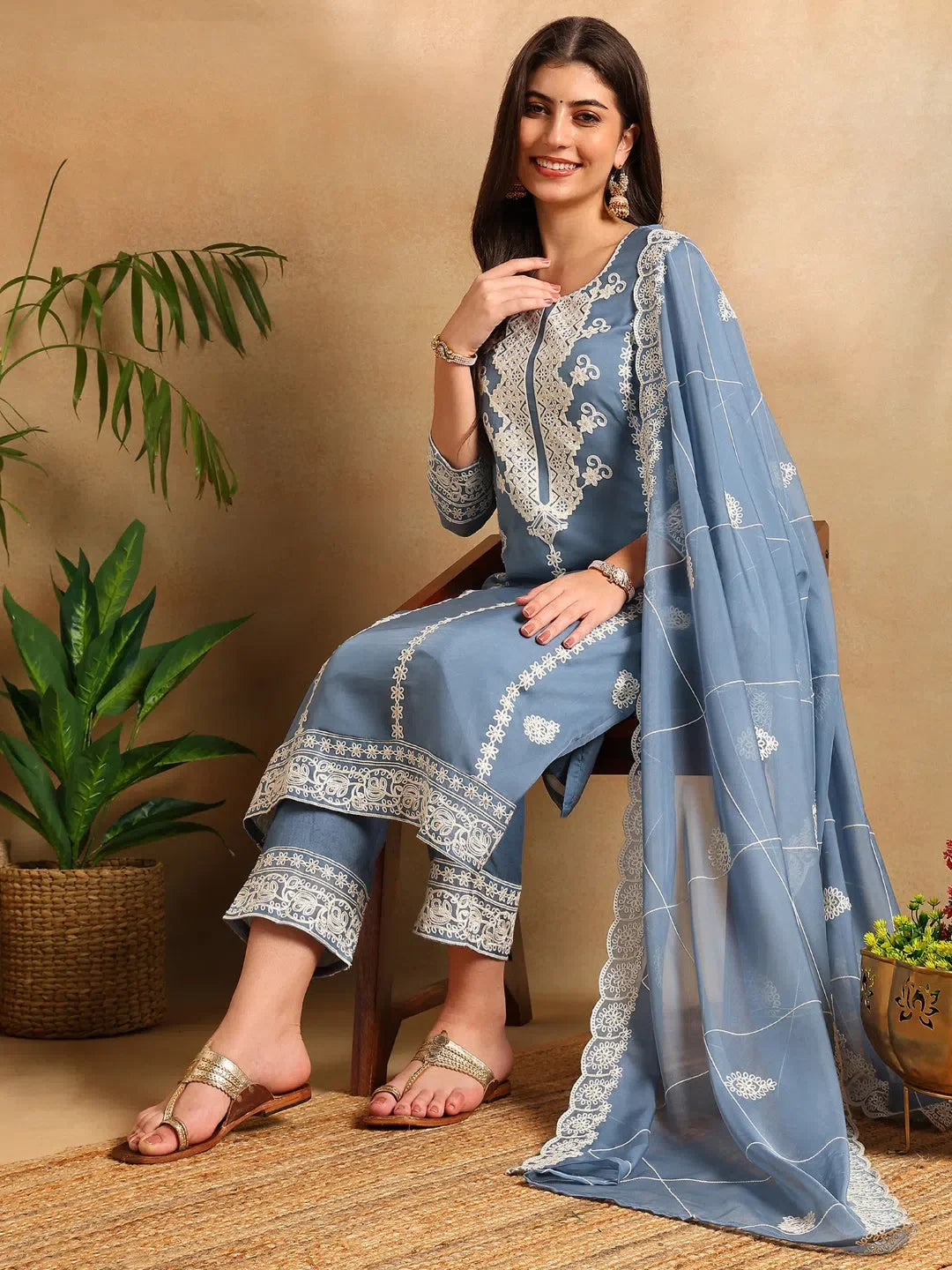 Blue Embroidered Organza Kurta Set | Women's Designer Kurta Sets
