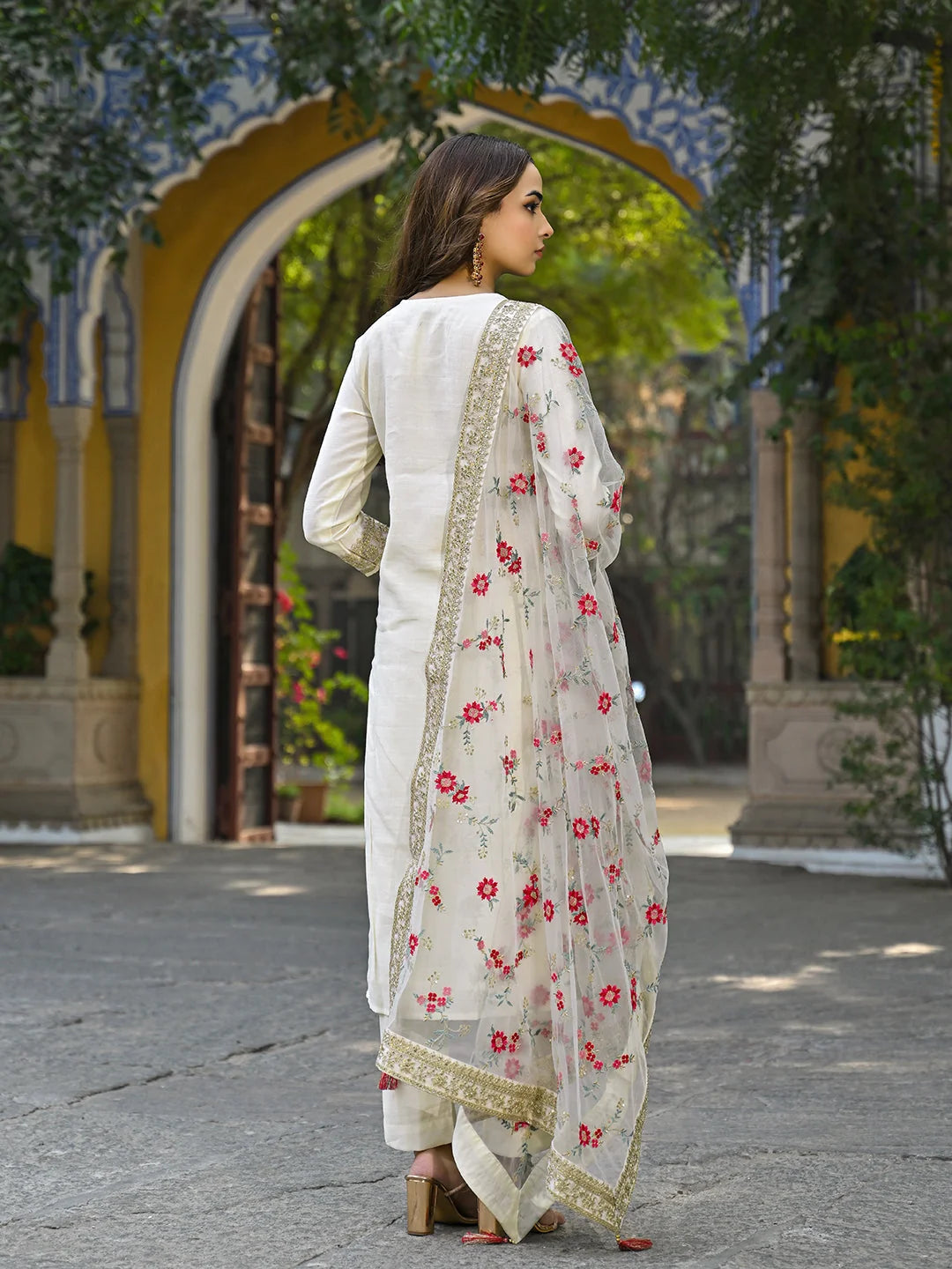 Women Off White Silk Blend Solid Embroidered Straight Kurta Trousers With Dupatta