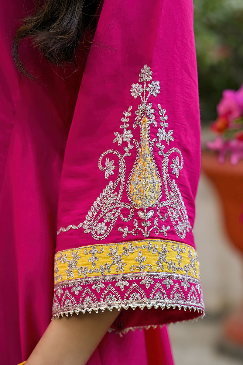 Pink Silk Blend Solid Embroidered Anarkali Kurta Salwar With Dupatta P