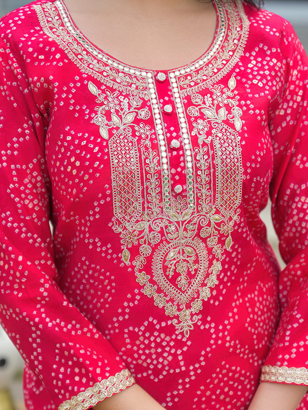 Women Red Silk Blend Bandhani Embroidered Straight Kurta Trousers With Dupatta