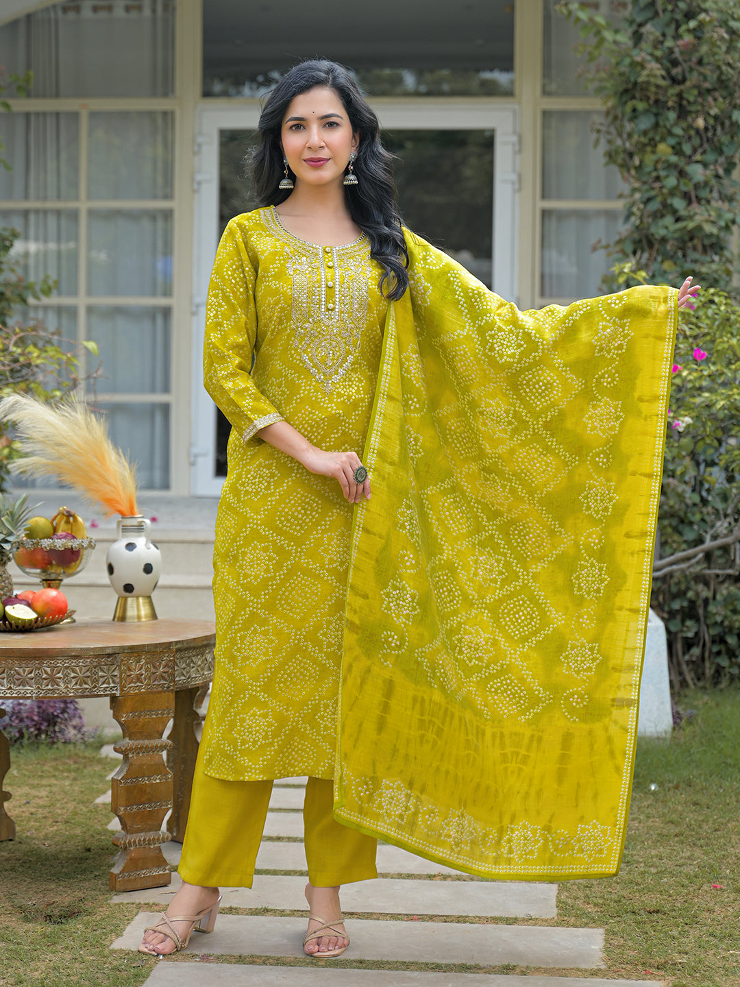 Women Yellow Silk Blend Bandhani Embroidered Straight Kurta Trousers With Dupatta