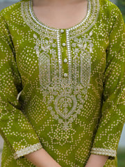 Women Green Silk Blend Bandhani Embroidered Straight Kurta Trousers With Dupatta-PKSKD3107