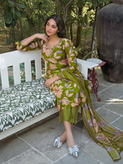 Women Green Viscose Floral Printed Straight Kurta Trousers With Dupatta-PKSKD3140