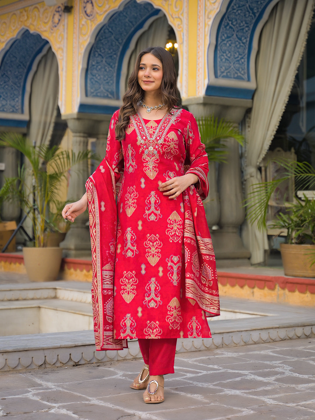 Women Pink Viscose Ikat Printed Straight Kurta Trousers With Dupatta