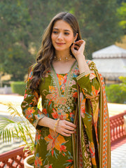 Women Green Viscose Floral Printed Straight Kurta Trousers With Dupatta-PKSKD3154