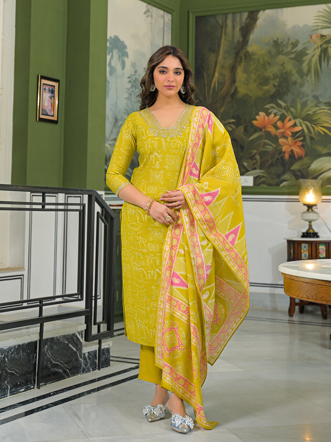 Women Yellow Viscose Ethnic Motifs Printed Straight Kurta Trousers With Dupatta