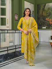 Women Pink Viscose Ikat Printed Straight Kurta Trousers With Dupatta-PKSKD3174