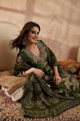 Green Polyester Floral Printed Straight Kurta Trousers With Dupatta PKSKD3206