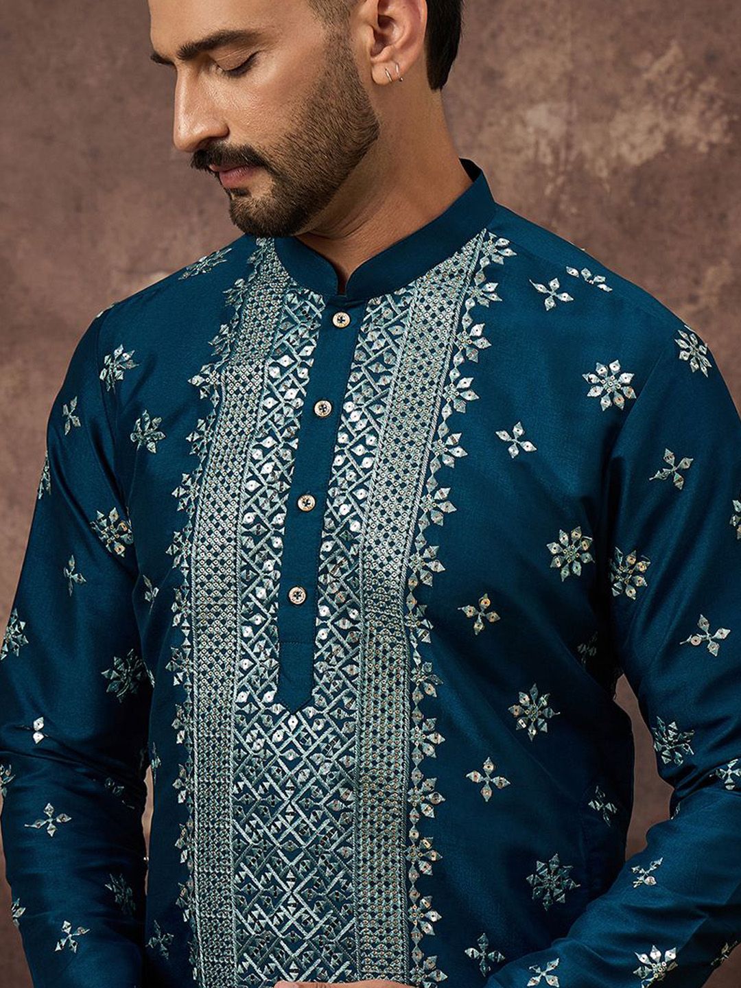 Ethnic Bay Men Blue Silk Blend Solid Embroidered Straight Kurta With Pant Set-MKSET1371