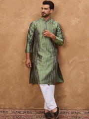 Ethnic Bay Men Green Silk Blend Solid Embroidered Straight Kurta With Pant Set-MKSET1439