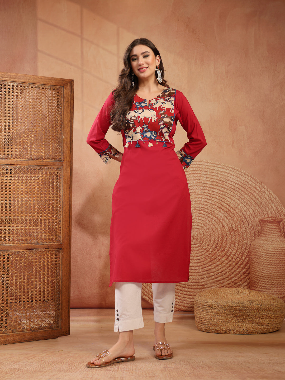 Women's Red Solid Rayon Straight Kurta (REDDHARA) | DesiQlo
