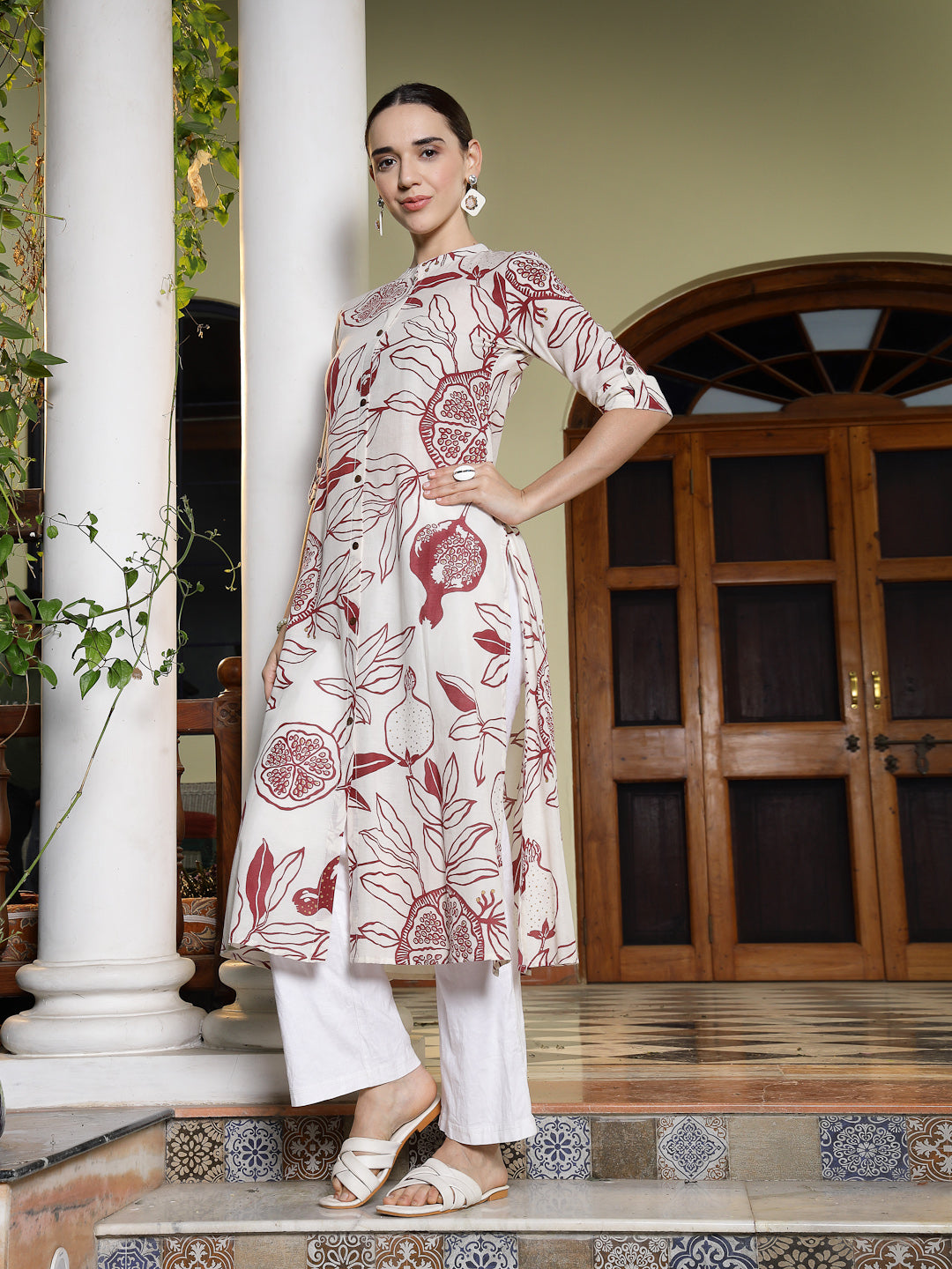 Women's Red Botanical Printed Rayon A-Line Kurta (REDRALLY) | DesiQlo