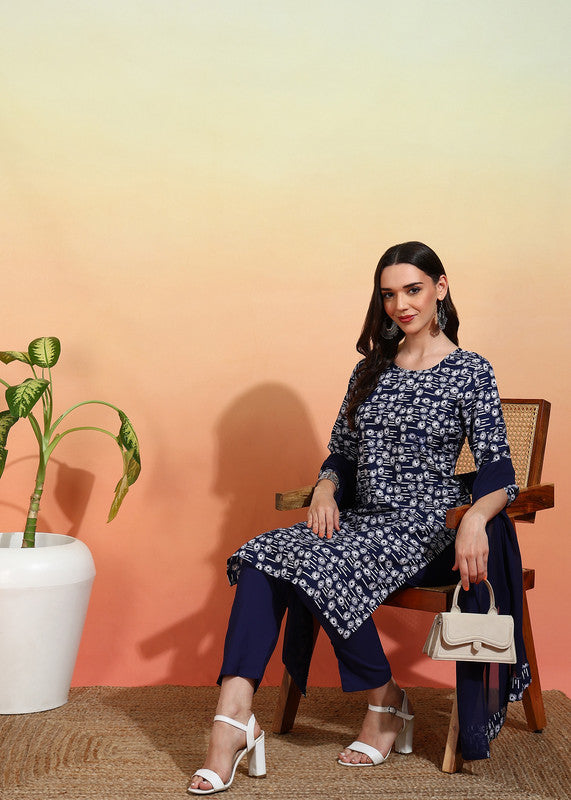 Women's Crepe Printed Straight Kurta Pant With Dupatta