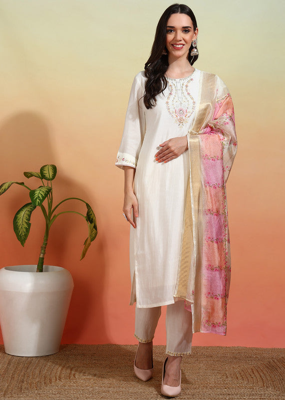 Women's Chanderi Embroidered Straight Kurta Pant With Dupatta