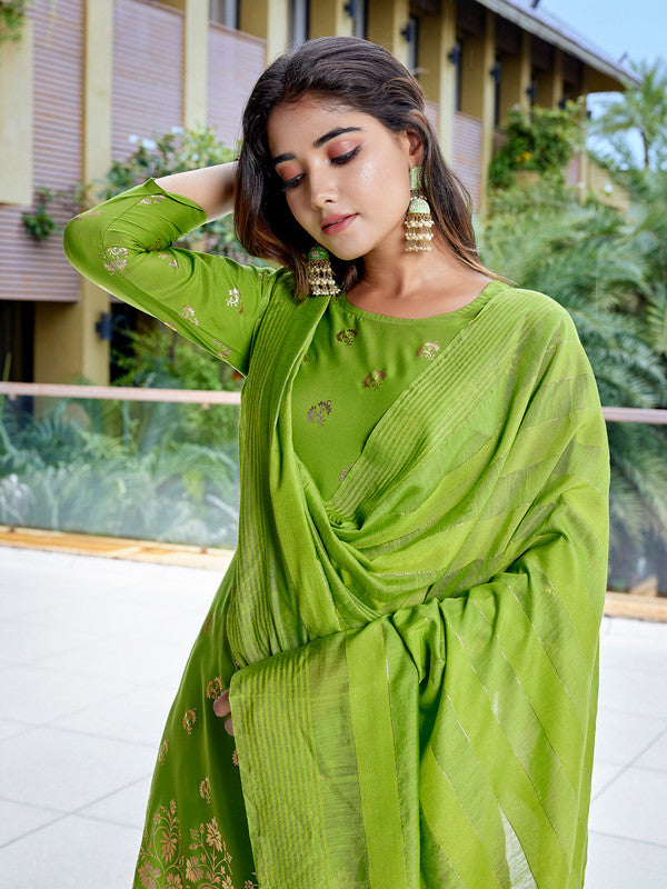 Women's Crepe Foil Printed Straight Kurta Pant With Dupatta