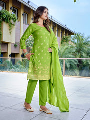 Women's Crepe Foil Printed Straight Kurta Pant With Dupatta-ME130-MFGRN