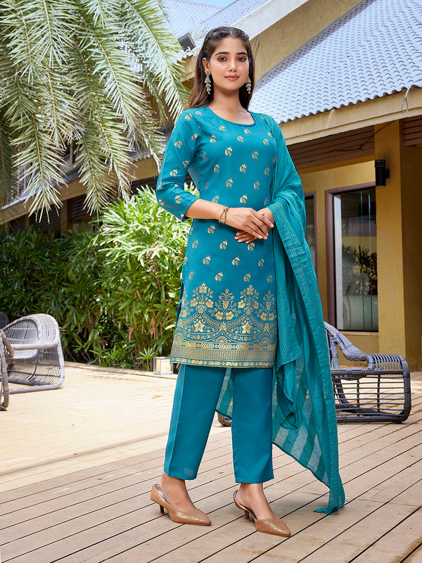 Women's Crepe Foil Printed Straight Kurta Pant With Dupatta