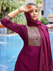 Women's Silk Blend Solid Straight Kurta Pant With Dupatta-ME144-VG-WINE
