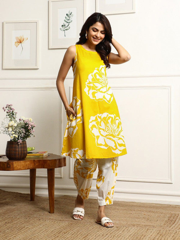 Women's Printed Flared Kurta With Pant Set