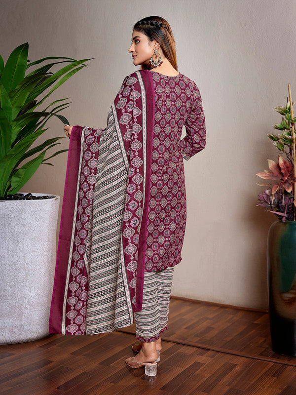 Women's Cotton Blend Printed Straight Kurta Pant With Dupatta