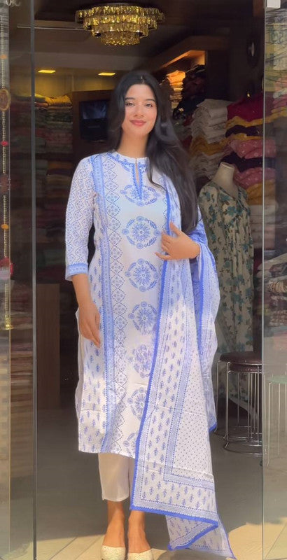 Women's Viscose Floral Printed Straight Kurta Pant With Dupatta