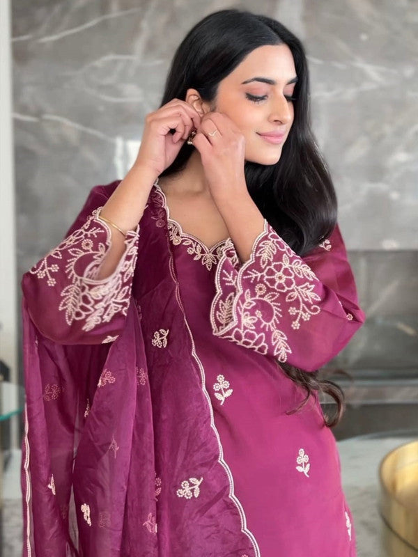 Women's Viscose silk Embroidered Straight Kurta Pant With Dupatta