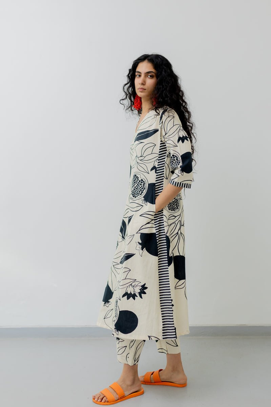 Women's Viscose Floral Printed Straight Kurta Set With Palazzo