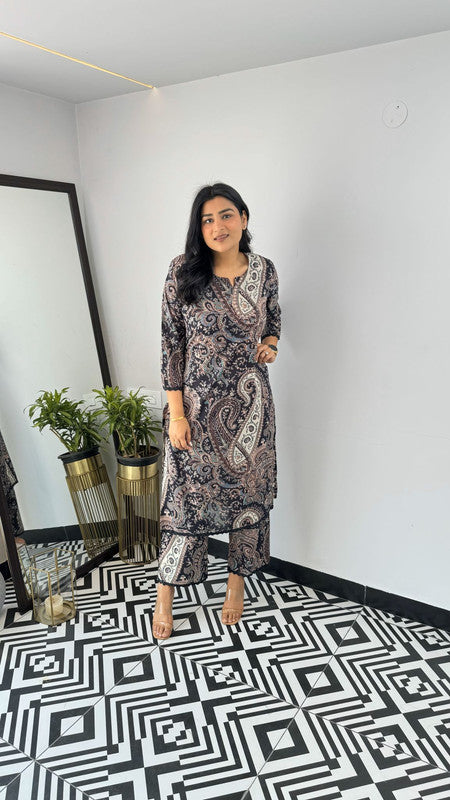 Women's Viscose Floral Printed Straight Kurta Set With Pant