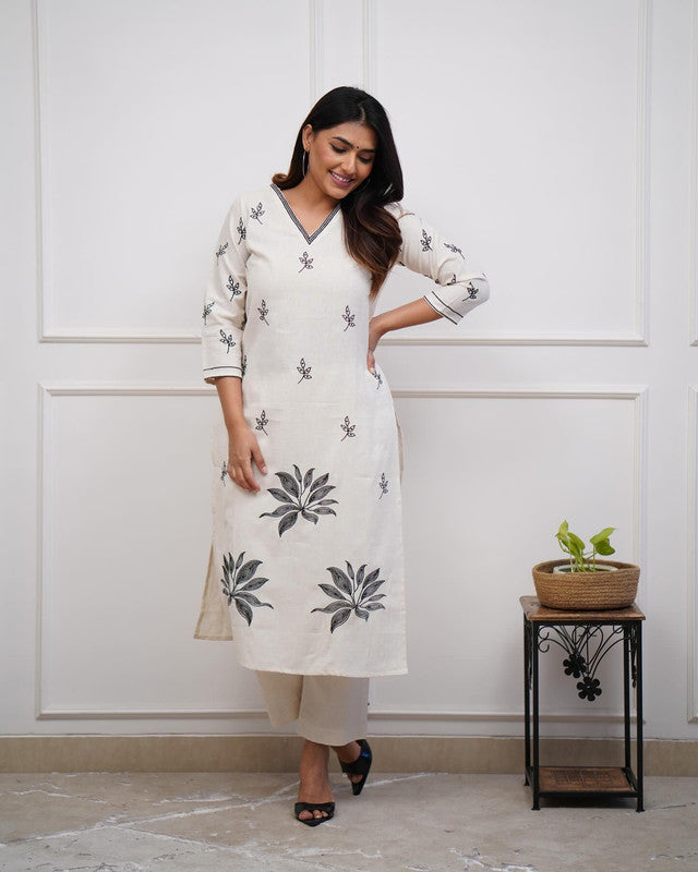 Women's Viscose Floral Embroidered Straight Kurta Set With Pant
