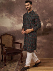 Ethnic Bay Men Black Viscose Rayon Bandhani Embroidered Straight Kurta With Pant Set-MKSET1402