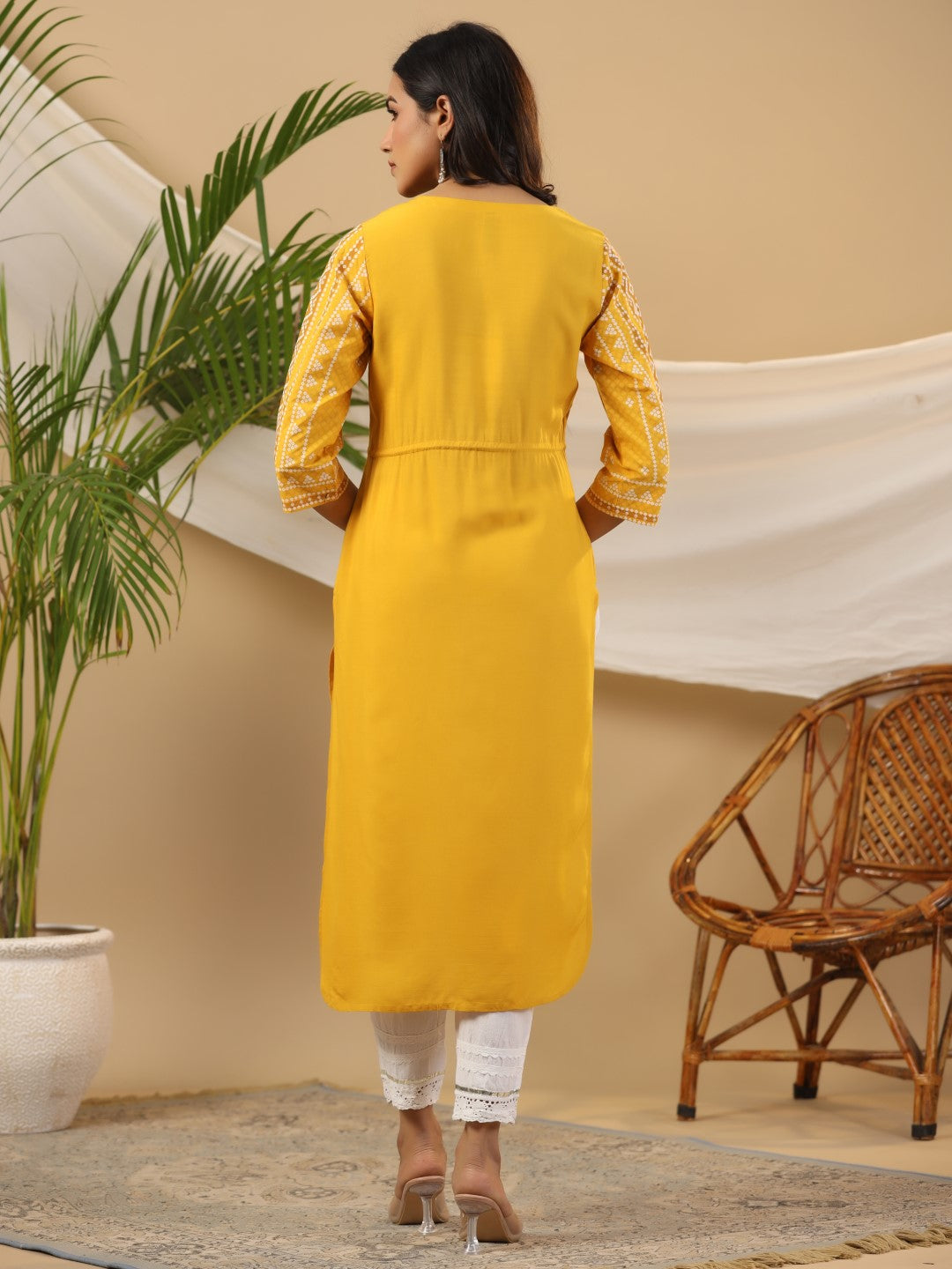 The Madhubala Women Mustard Geometric Printed Rayon Kurta With Contras