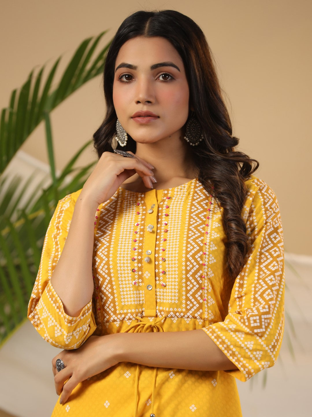 The Madhubala Women Mustard Geometric Printed Rayon Kurta With Contras