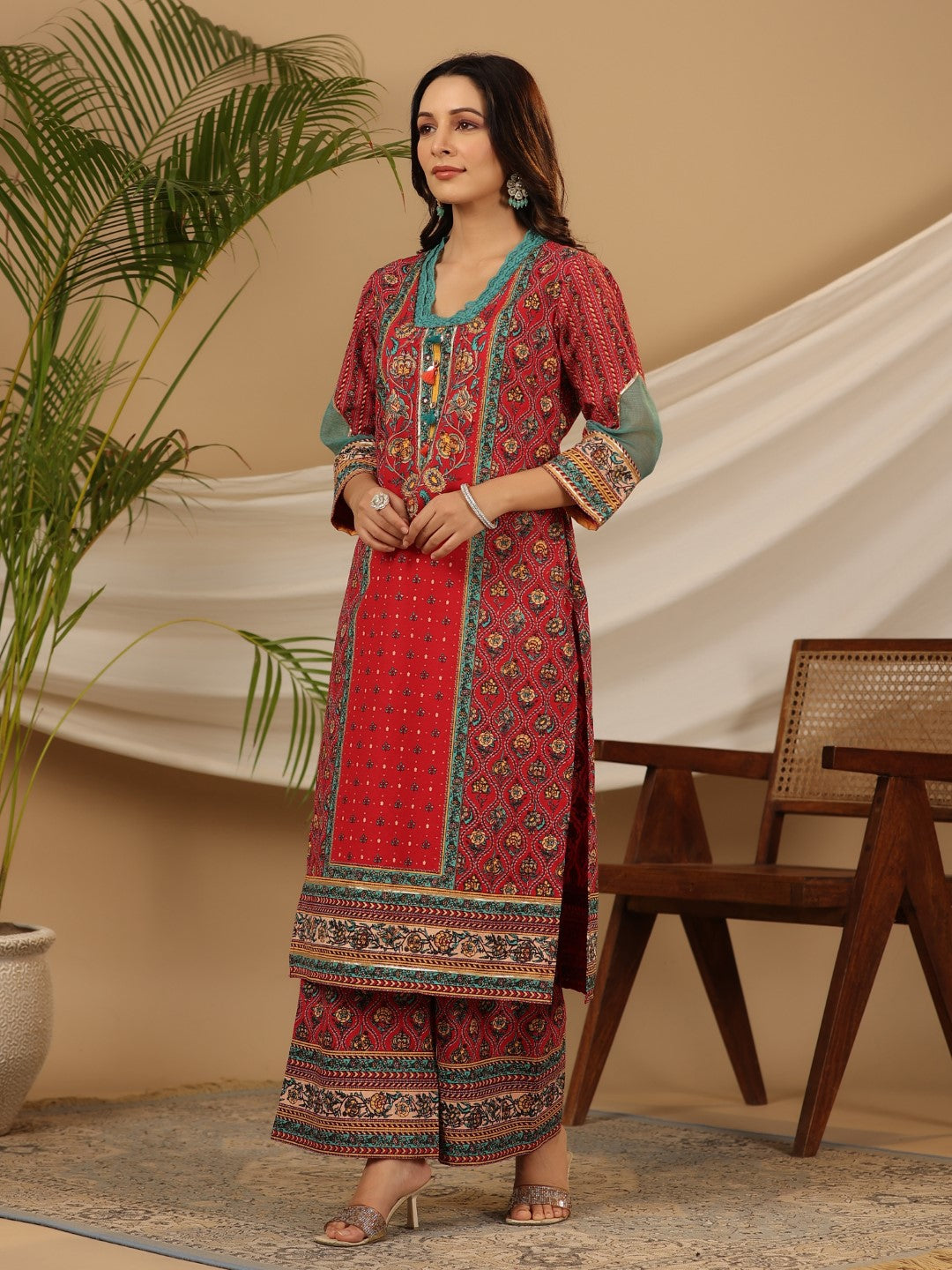 Red Madhubala Pure Cotton Ethnic Motif Printed Laced Kurta With Palazz