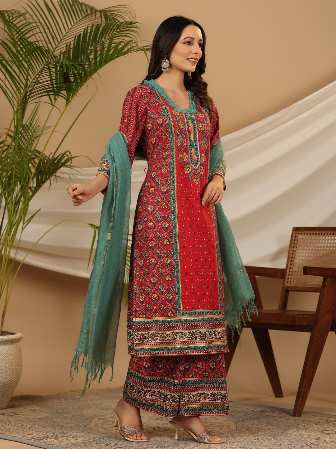 Red Madhubala Pure Cotton Ethnic Motif Printed Laced Kurta With Palazz