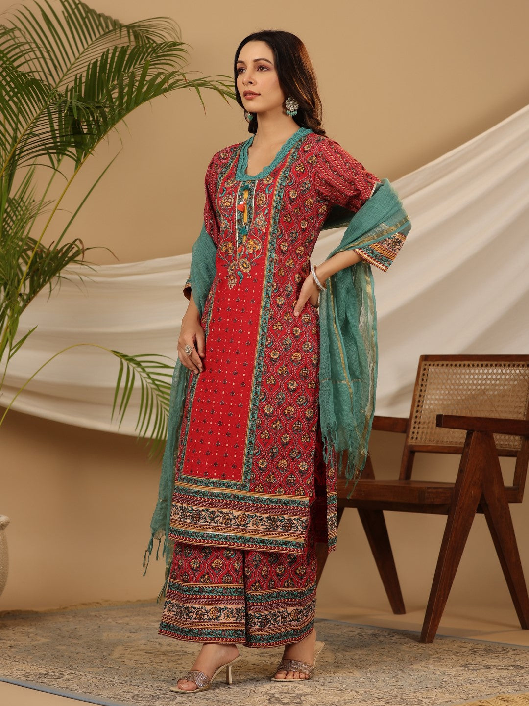 Red Madhubala Pure Cotton Ethnic Motif Printed Laced Kurta With Palazz