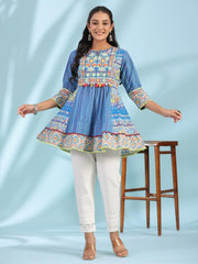 The Sujani Blue Floral Printed Pure Cotton Tunic With Thread Work-S4477BLUE