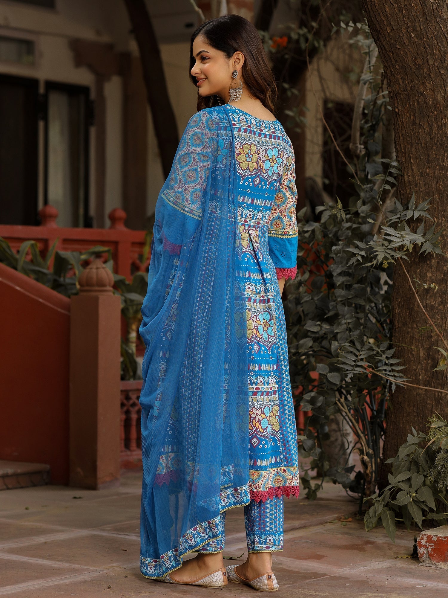 Sujani Blue Cotton & Net Floral Printed & Embroidered Panelled Kurta W