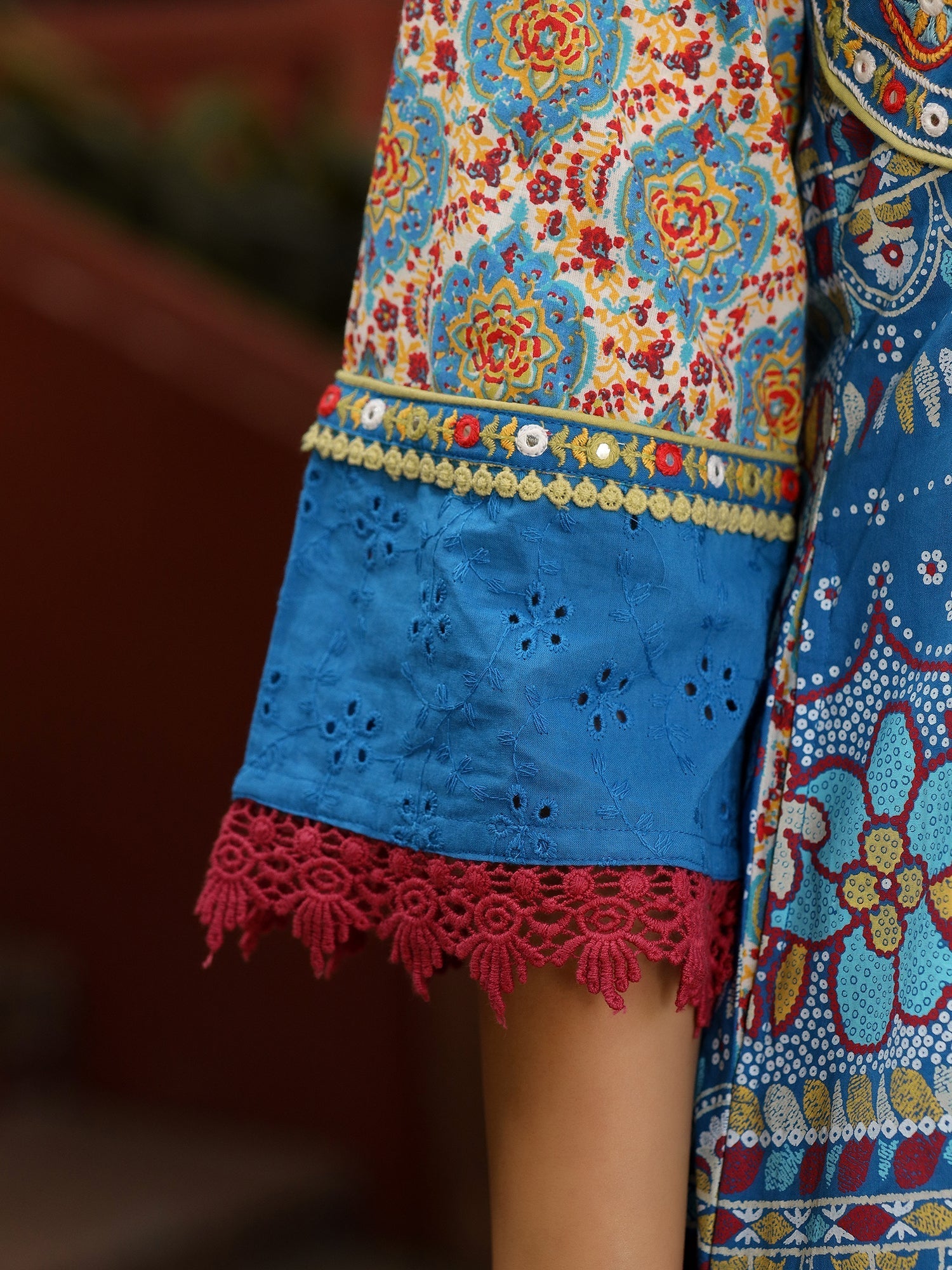 Sujani Blue Cotton & Net Floral Printed & Embroidered Panelled Kurta W