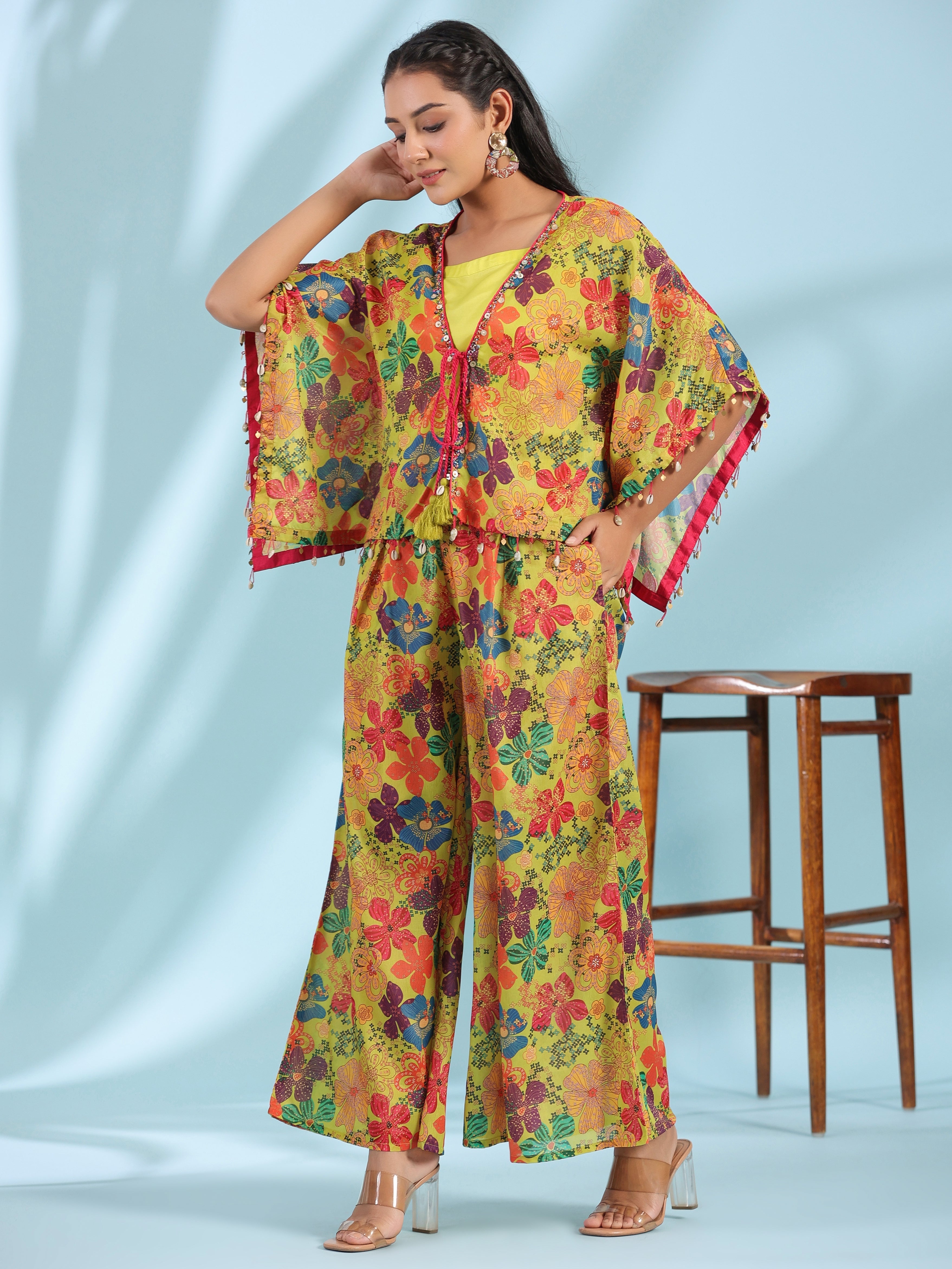Green Floral Printed Layered Chinnon Top With Pants Co-Ord Set With Be