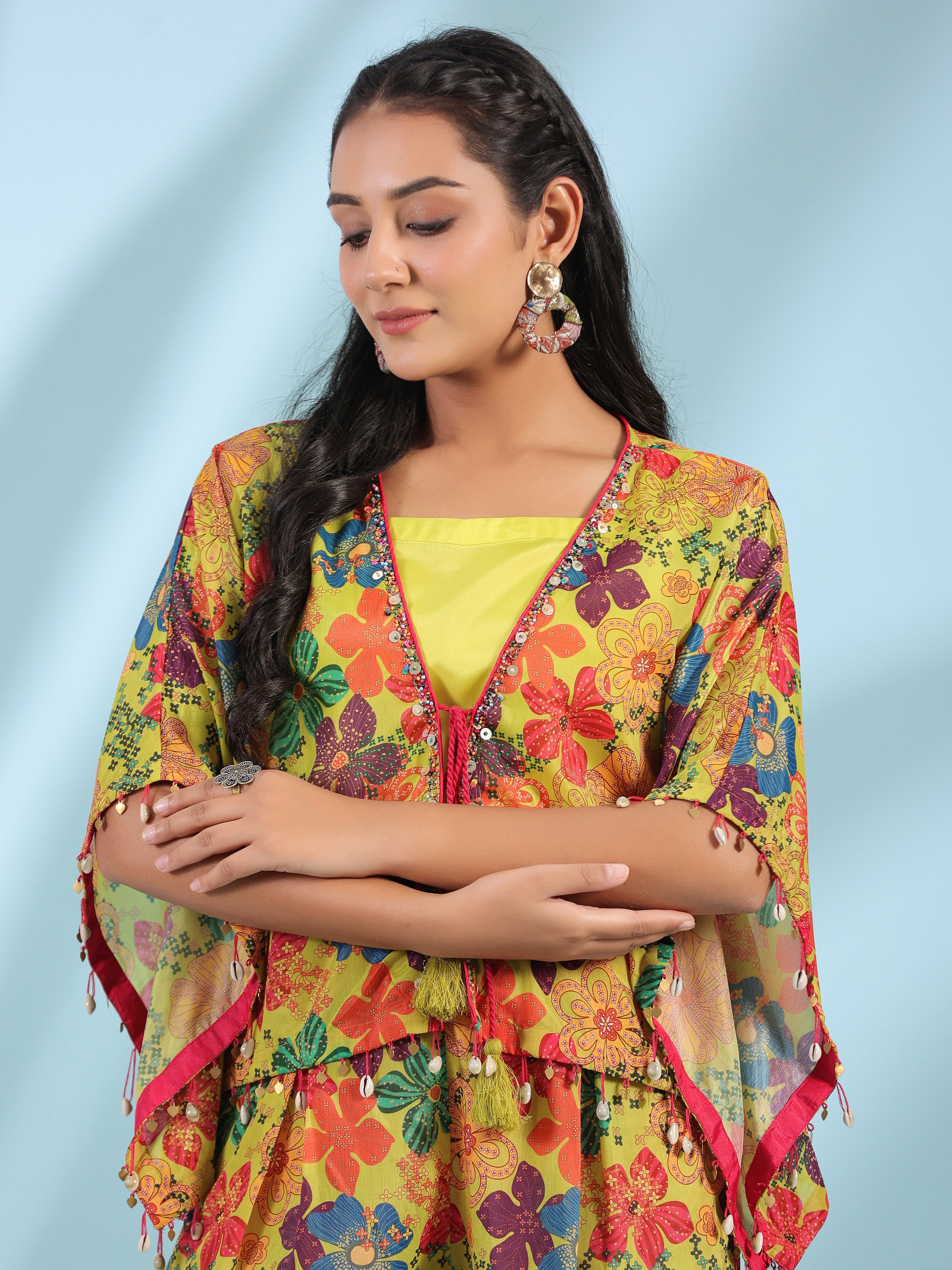 Green Floral Printed Layered Chinnon Top With Pants Co-Ord Set With Be