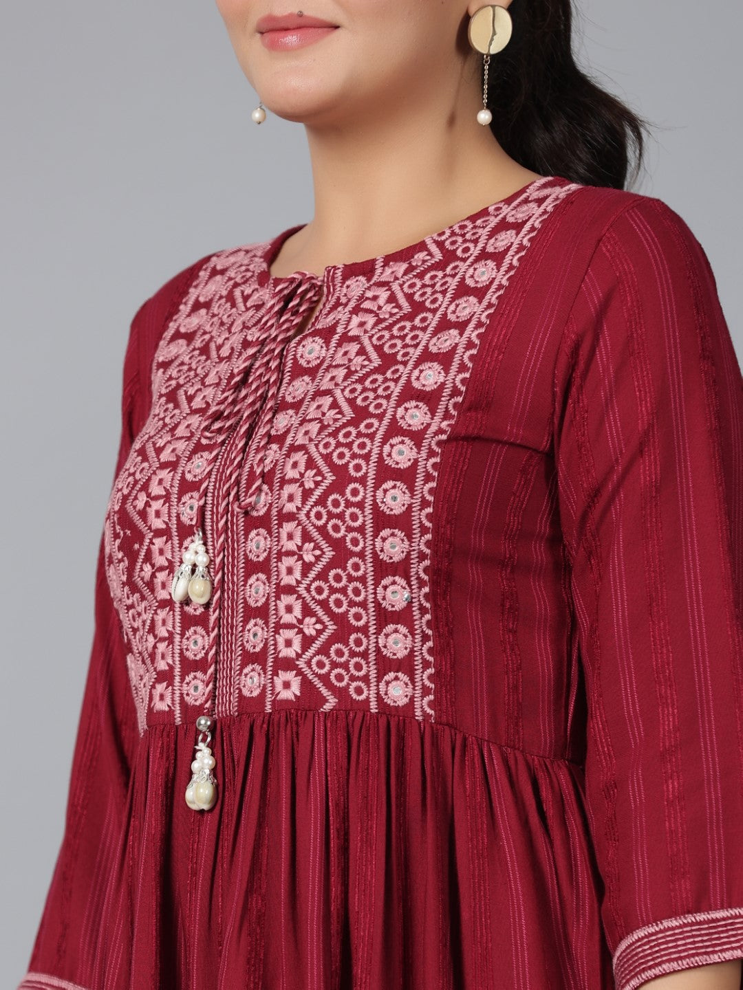 Maroon Geometric Printed Rayon Tunic With Thread Work | DesiQlo