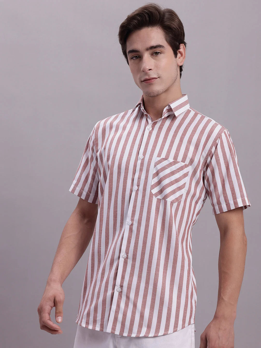 Men's Casual Cotton Shirt: Red Striped Short Sleeve Shirt